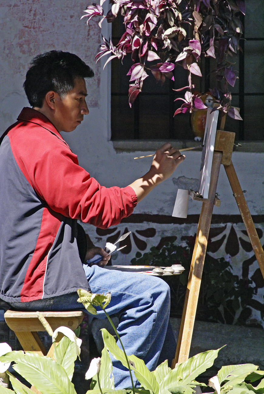 gua06_0472.jpg - Antigua  Posada de Don Rodrigo le peintre