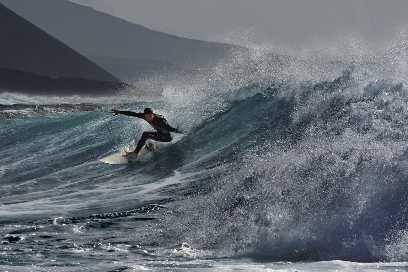 lanz08-03-15_110-z.jpg -  Lanzarote, mars 2008 le fameux spot de surf de La Santa