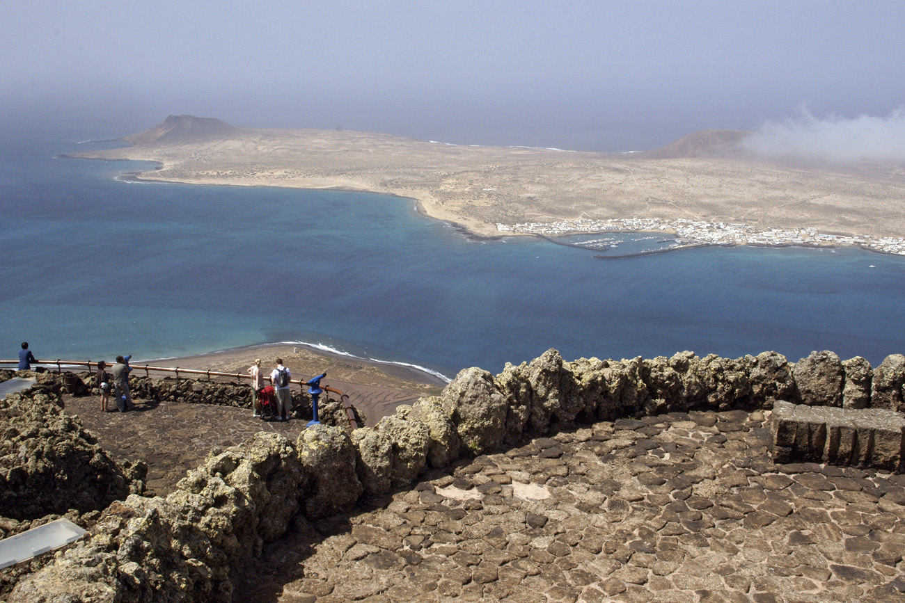 lanz08-03-16_049.jpg -  Lanzarote, mars 2008 Région nord-est Mirador del Rio de Cesar Manrique