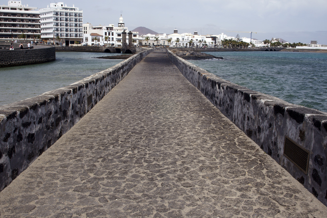 lanz08-03-18_053.jpg -  Lanzarote, mars 2008 Arrecife, autour du castillo de San Gabriel