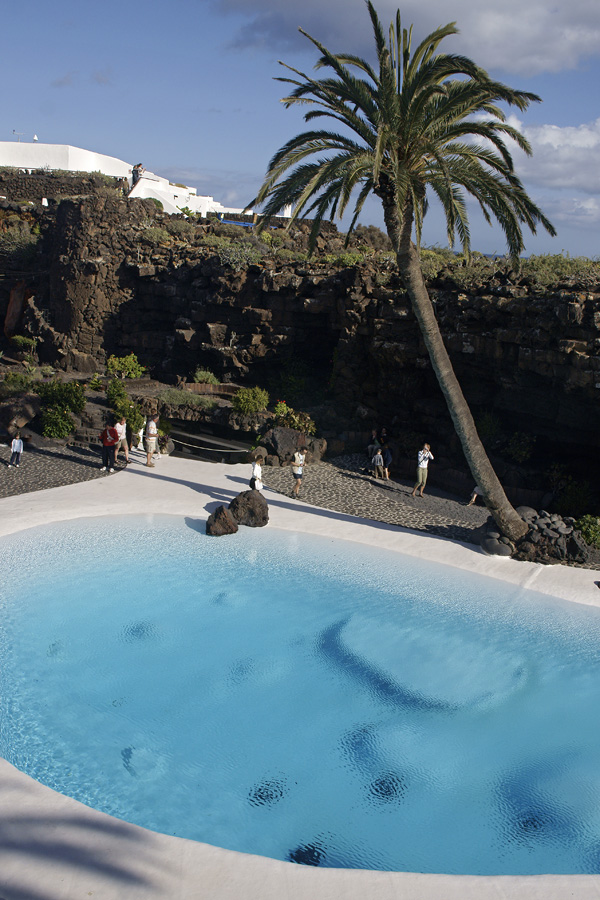 lanz08-03-19_126.jpg -  Lanzarote, mars 2008 Jameos de Agua, une oeuvre de Cesar Manrique