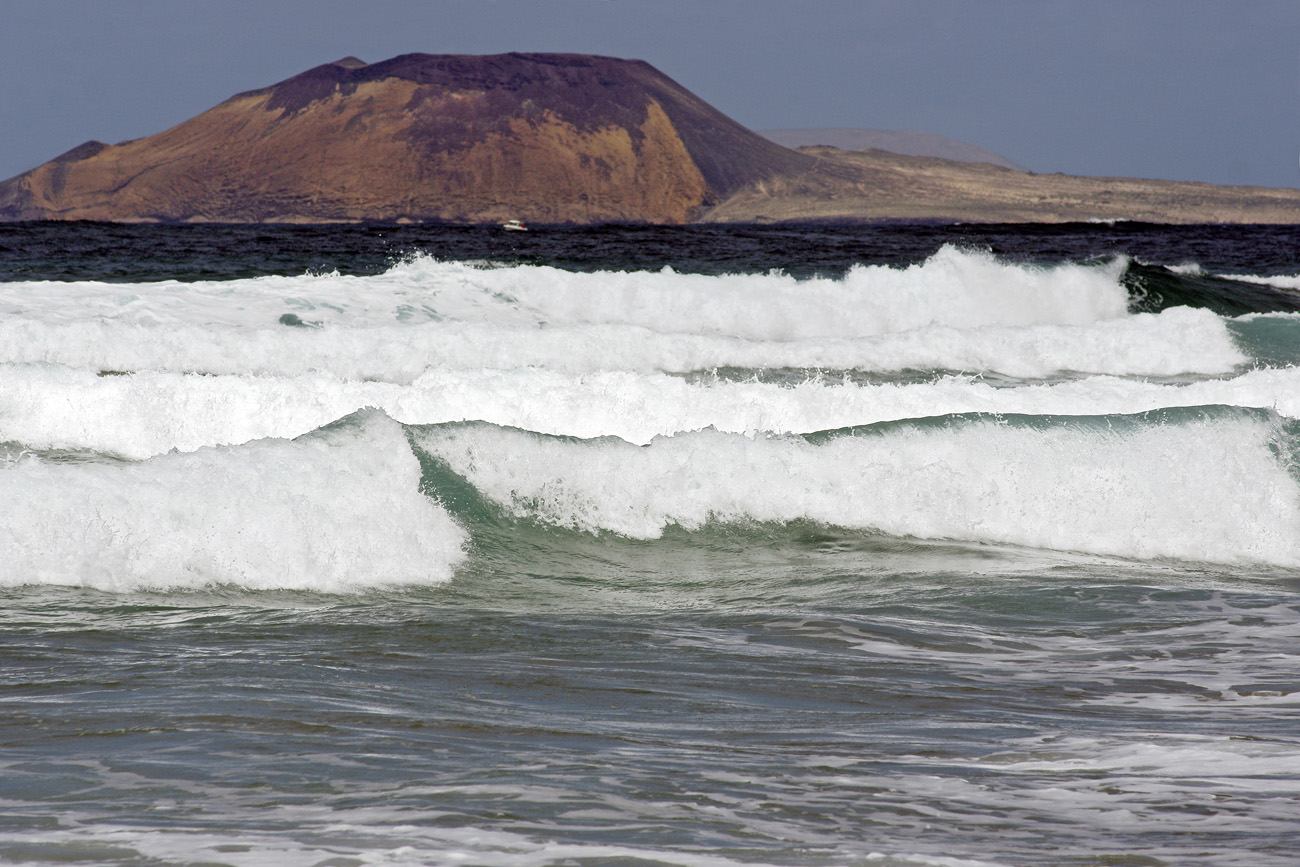 lanz08-03-20_010.jpg -  Lanzarote, mars 2008 Samara est aussi un spot de surf
