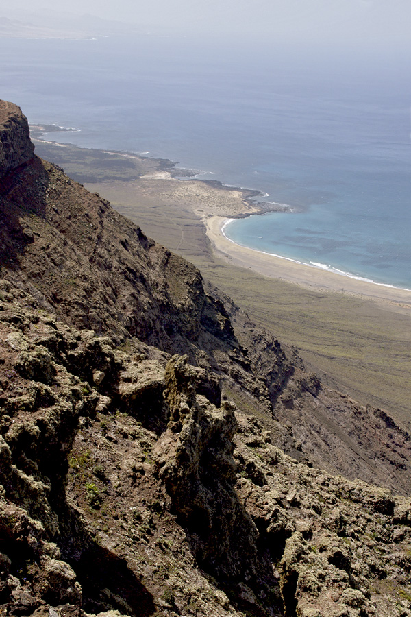 lanz08-03-16_046.jpg -  Lanzarote, mars 2008 Région nord-est Mirador del Rio de Cesar Manrique