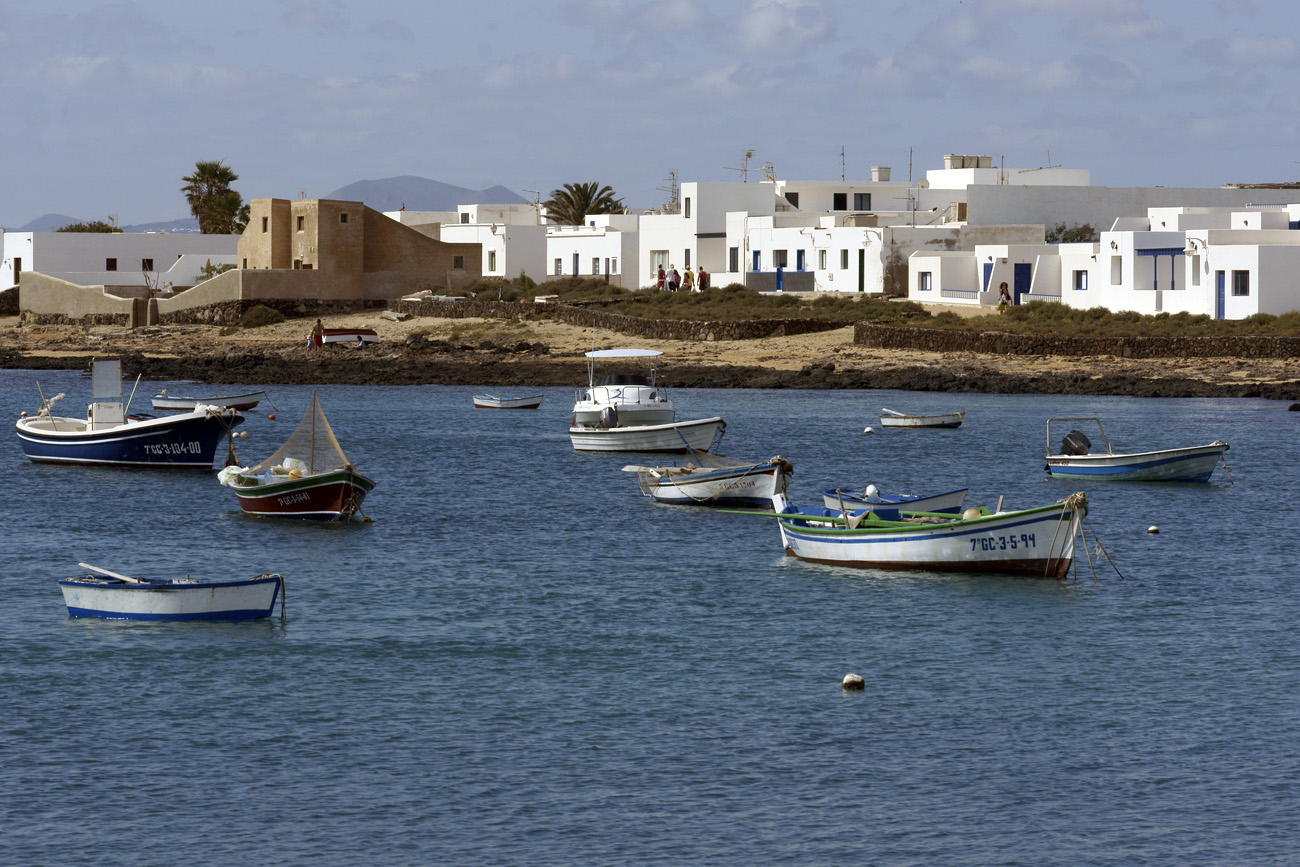 lanz08-03-19_028.jpg -  Lanzarote, mars 2008 île de la Graciosa, Caleta del Sebo