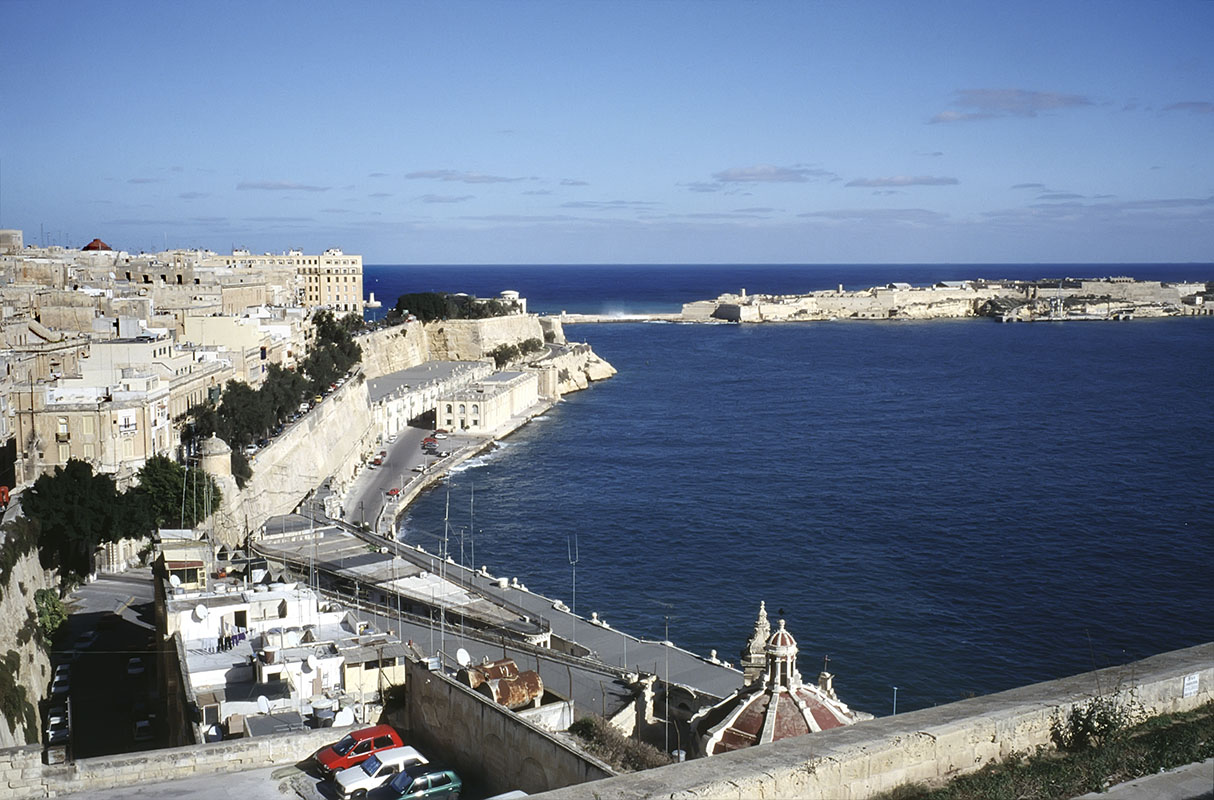 mlt416_la_valette.jpg -  Ile de Malte La Valette Le dockyard de Vittoriosa