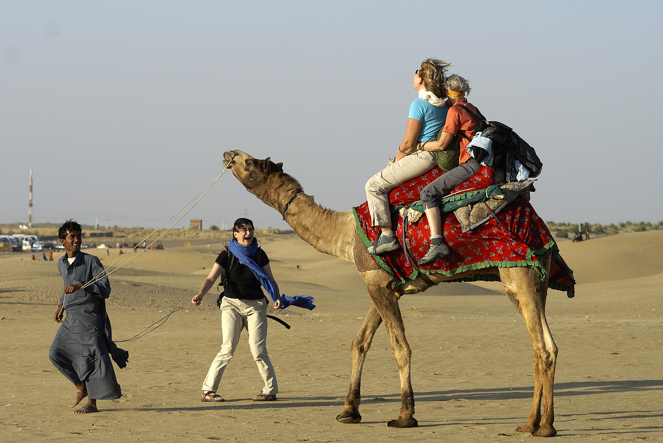 raj07-02-15_095.jpg - Inde, Rajasthan, 15/02/2007 désert de Thar dunes de Sam