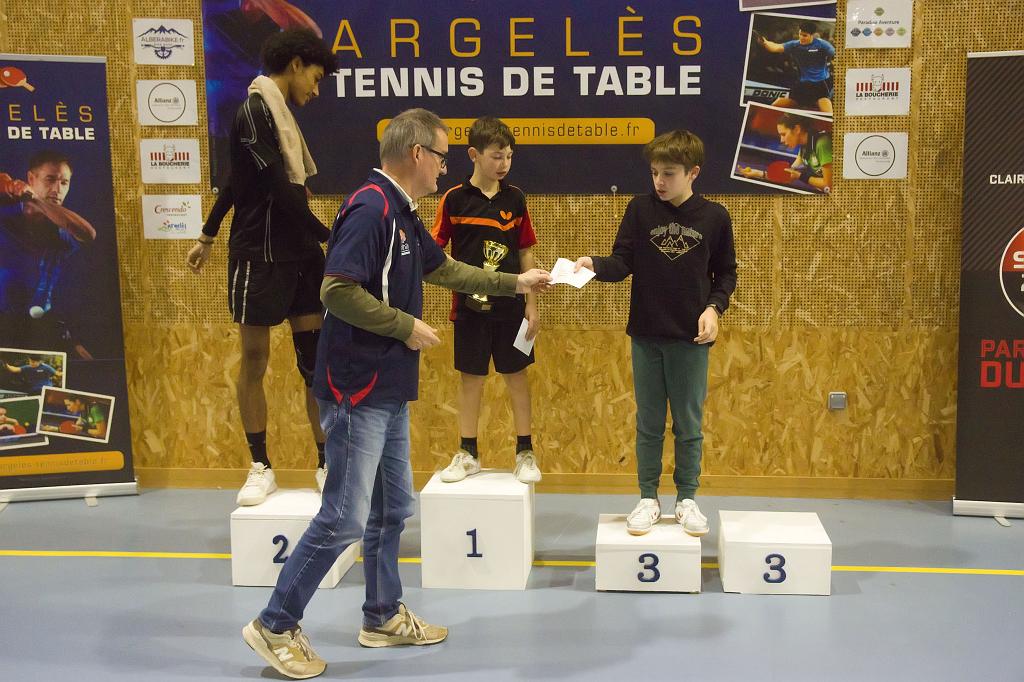TT2023-12-17_800.jpg - Tableau C, 500-799 points remise des récompenses par Pascal Alix